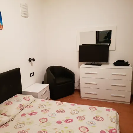 White Tower Flat Bisceglie M1 Guest house Milan