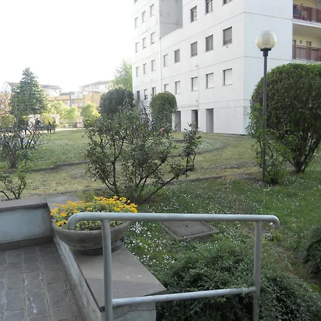 White Tower Flat Bisceglie M1 בית הארחה